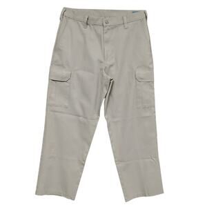 Cintas Comfrort Flex Chino Pants Size 32 Khaki Pockets and Zipper Closure